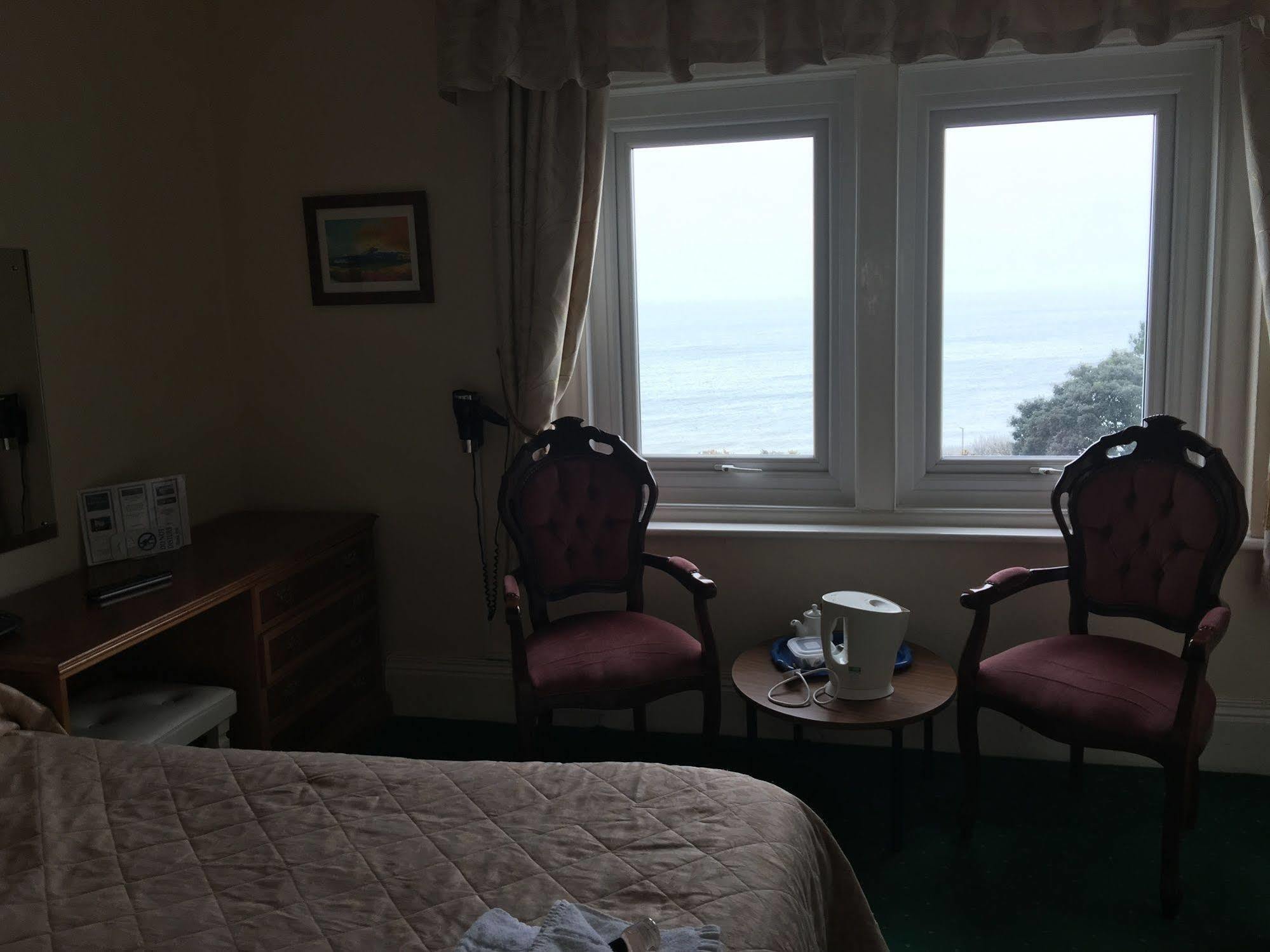 Hotel Riviera By The Sea ボーンマス エクステリア 写真