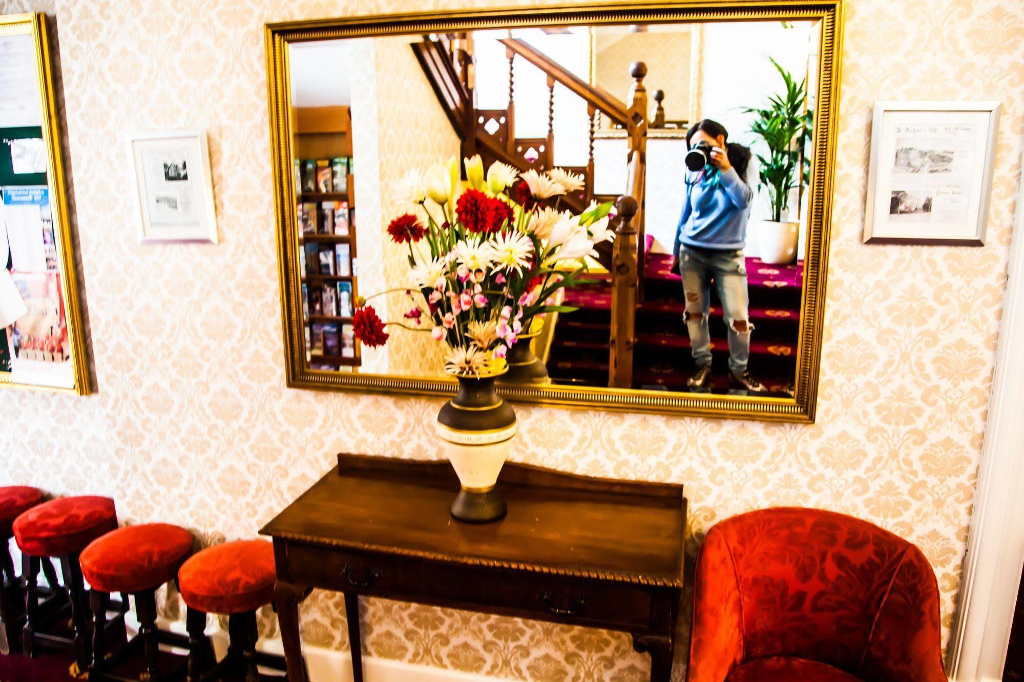 Hotel Riviera By The Sea ボーンマス エクステリア 写真